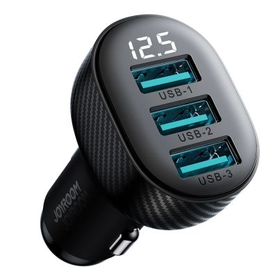 4. Joyroom JR-CCD03 3,4A Kfz-Ladegerät mit Display und 3x USB-A-Anschlüssen – Schwarz