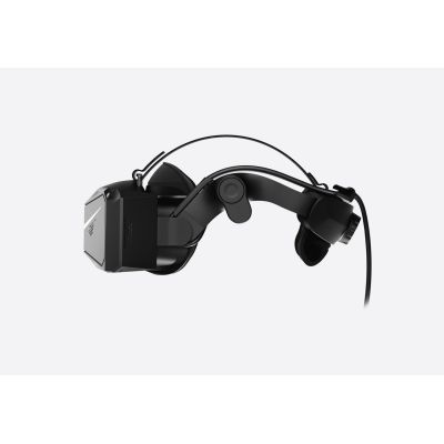 6. Pimax Crystal Light Virtual-Reality-Headset & Controller
