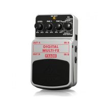 Zusätzliches Musikequipment: Behringer FX600 Effektprozessor
