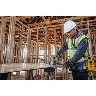 9. DeWALT DCS691N-XJ Handkreissäge, 11,5 cm, Schwarz/Gelb, 4500 U/min, 800 W