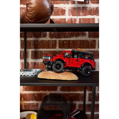 24. LEGO Technic 42213 - Ford Bronco SUV