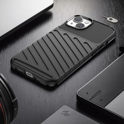 7. Thunder Case iPhone 14 Panzerhülle schwarz