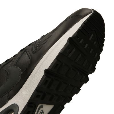 4. Nike Air Max Command Leather M Schuhe 749760-001