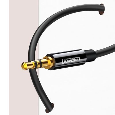 6. Ugreen Kabel 3,5 mm Kopfhörersplitter Miniklinke AUX 25cm schwarz (20816)