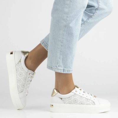 6. Filippo DP7668/26 weiße Leder-Plateauschuhe