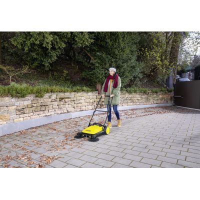 7. Kärcher S 4 Doppelkehrmaschine - 1.766-360.0