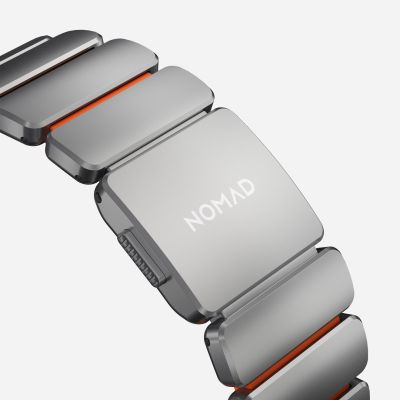 9. Nomad Stratos Armband aus natürlichem Titan
