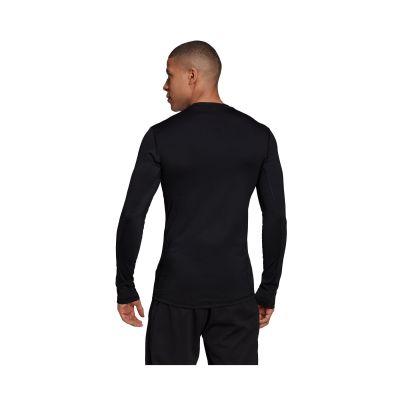 3. adidas TechFit Warm T-Shirt M H23120
