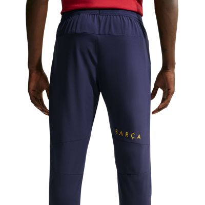 4. Nike FC Barcelona City Side Herrenhose Marineblau IO3431 498