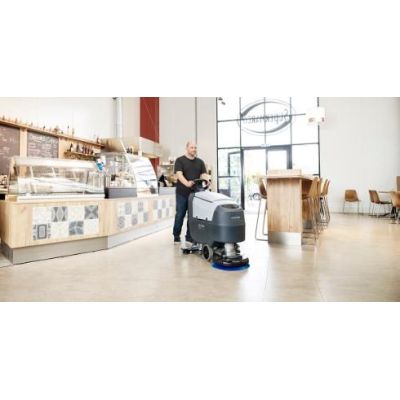 3. NILFISK Waschmaschine mit Gelbatterien 9087390020