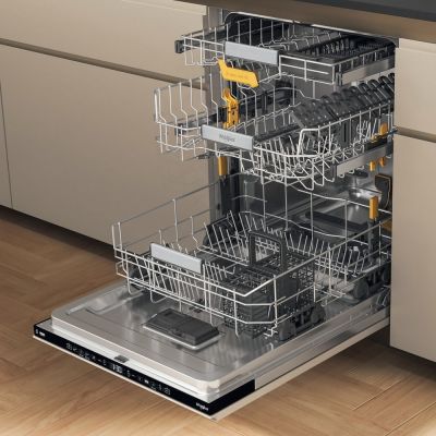 2. Whirlpool W8I HT40 TW vollintegriertes 14-teiliges Set.