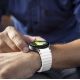 4. Tech-Protect Silikon-Sportarmband für Samsung Galaxy Watch 4/5/5 Pro/6/7/FE – Weiß