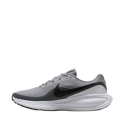 5. Nike Revolution 8 HJ9198 004 Herrenschuhe