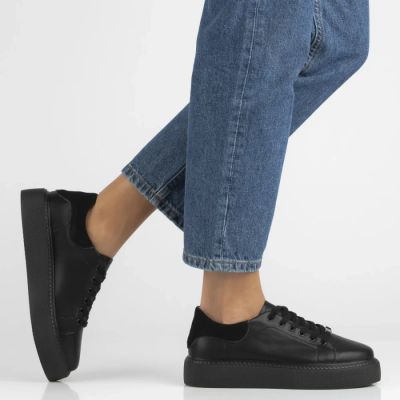 7. Schwarze Damen-Plateau-Sneaker aus Leder, Filippo DP6119