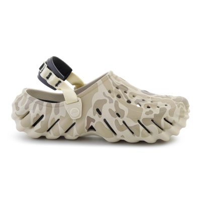 6. CROCS ECHO DUCK CAMO CLOG BONE/BLACK 211981-2YJ