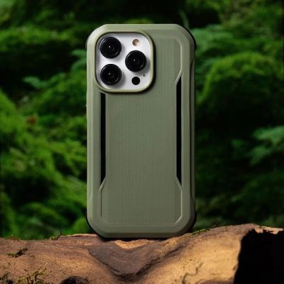 11. Raptic X-Doria Fort Case iPhone 14 Plus mit gepanzerter MagSafe-Hülle grün