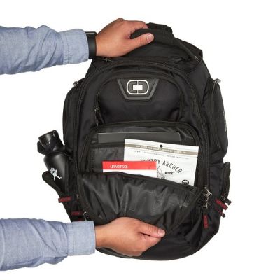 4. OGIO RUCKSACK GAMBIT SCHWARZ P/N: 111072_03