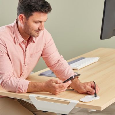 4. Fellowes 100137178 2m Steckdosenleiste mit 1 x Netzwerksteckdose für den Innenbereich, Weiß