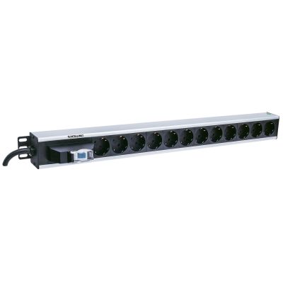 6. INTELLINET VERTICAL RACK POWER STRIP 12 GN