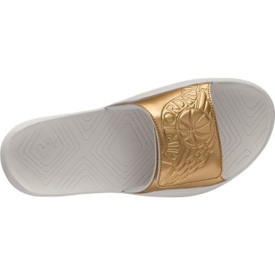 8. Air Jordan Hydro 7 Badeschuhe - AA2517-107