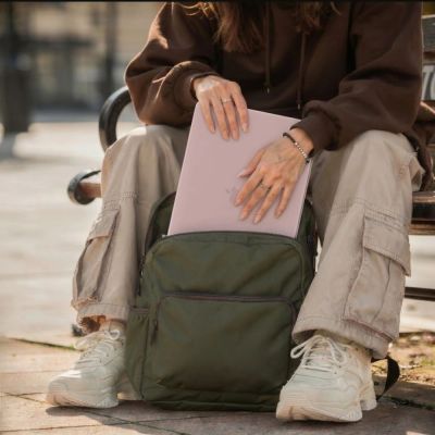 6. Tech-Protect Softshell-Schutzhülle für MacBook 13" (2026) – Mattrosa