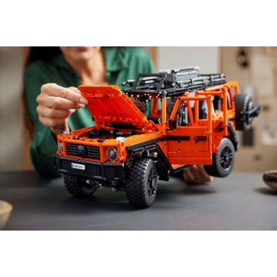 10. LEGO Technic 42177 Mercedes-Benz G 500 PROFESSIONAL Linie