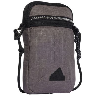 5. adidas CXPLR Kleine Tasche IQ0912