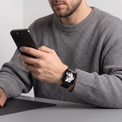 10. Tech-Protect Silikonarmband für Apple Watch 4/5/6/7/8/9/SE/Ultra 1/2 (42/44/45/49 mm) – Schwarz