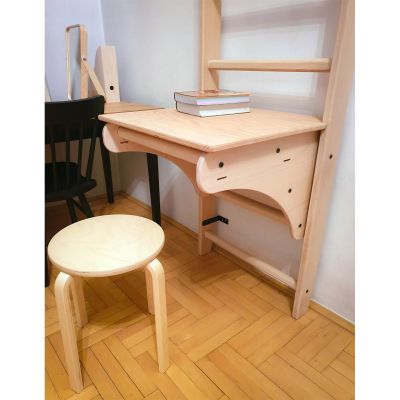 10. Eine Tischabdeckung für eine Holzleiter für eine Klimmzugstange Bank K BT204