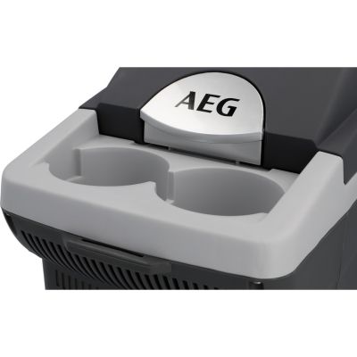 8. AEG BK6 6l tragbarer Kühlschrank mit Heizfunktion