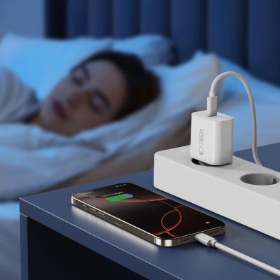 8. Tech-Protect NC20W Wandladegerät USB-C-Anschluss - weiß