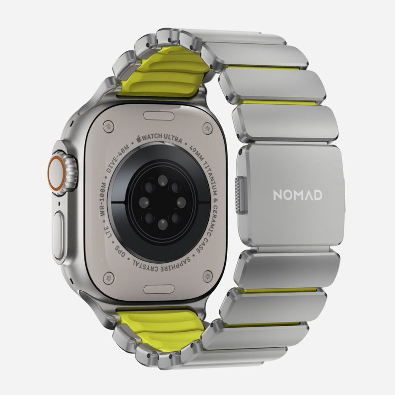 4. Nomad Stratos Armband aus natürlichem Titan