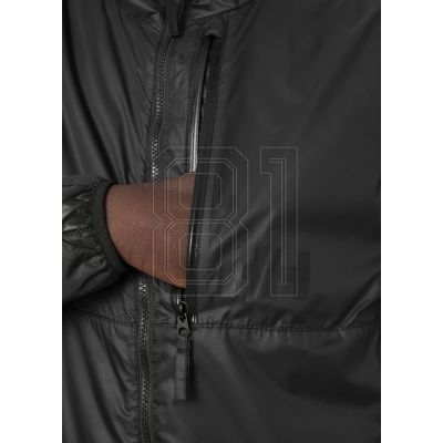 9. Helly Hansen Active Spring Insulator M 53084 990 Jacke