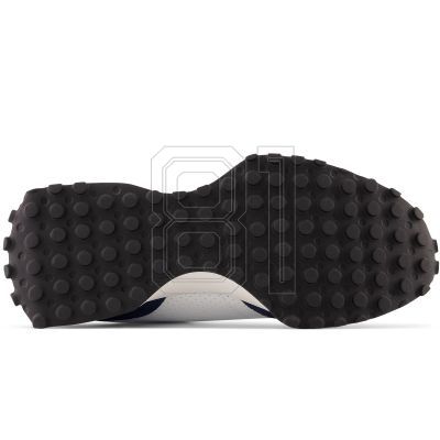 18. New Balance Sneaker M MS327NF