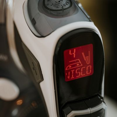 11. ADLER AD 5053 Dampfbügeleisen