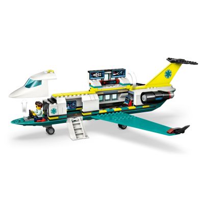 16. LEGO City 60465 Krankenwagenflugzeug