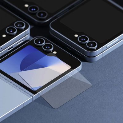 7. Ringke Cover Display Tempered Glass 2er-Pack für Samsung Galaxy Z Flip 6