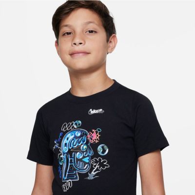 5. Nike Sportswear Jr. DX9526-010 T-Shirt