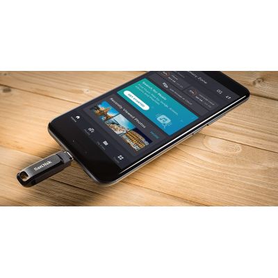 8. USB-Stick SanDisk Ultra Dual GO SDDDC3-032G-G46 (32 GB; USB 3.0, USB-C; schwarz)