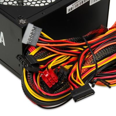 6. Netzteil IBOX AURORA 700W 14 CM Lüfter ZIA700W14CMBOX
