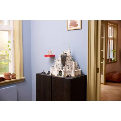 27. LEGO Icons 11377 - Der Herr der Ringe: Minas Tirith