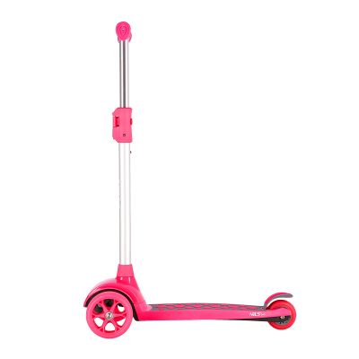 5. HLB02 ROSA KINDERROLLER NILS FUN