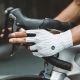 4. Rockbros Rennradhandschuhe Größe: M - Schwarz und Weiß
