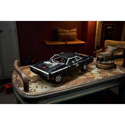 15. LEGO Technic 42231 - Fast and Furious Dodge Charger R/T Auto