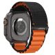 2. Spigen WBF1 Armband für Apple Watch 44 / 45 / 46 / 49 mm - Schwarz und Orange