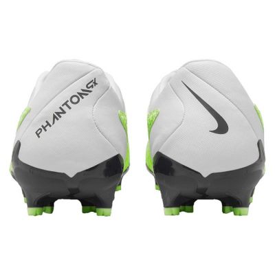 5. Nike Phantom GX Academy FG/MG-Schuhe