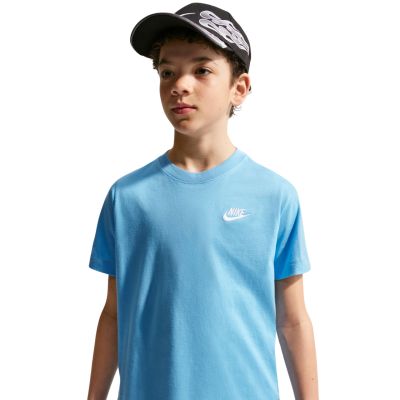 4. Nike Sportswear Kinder-T-Shirt Hellblau FZ5177 497