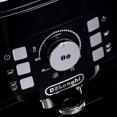 3. DeLonghi Magnifica ECAM 21.117.B Kaffeevollautomat (1450W; schwarz)