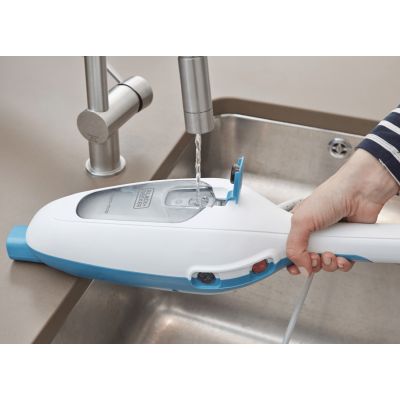 8. 1300W BLACK&DECKER FSM13E1-QS Dampfmopp