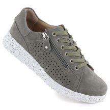 Damen-Lederschuhe mit Lochmuster und grüner Plateausohle, Modell M.Daszyński 26PB17-04